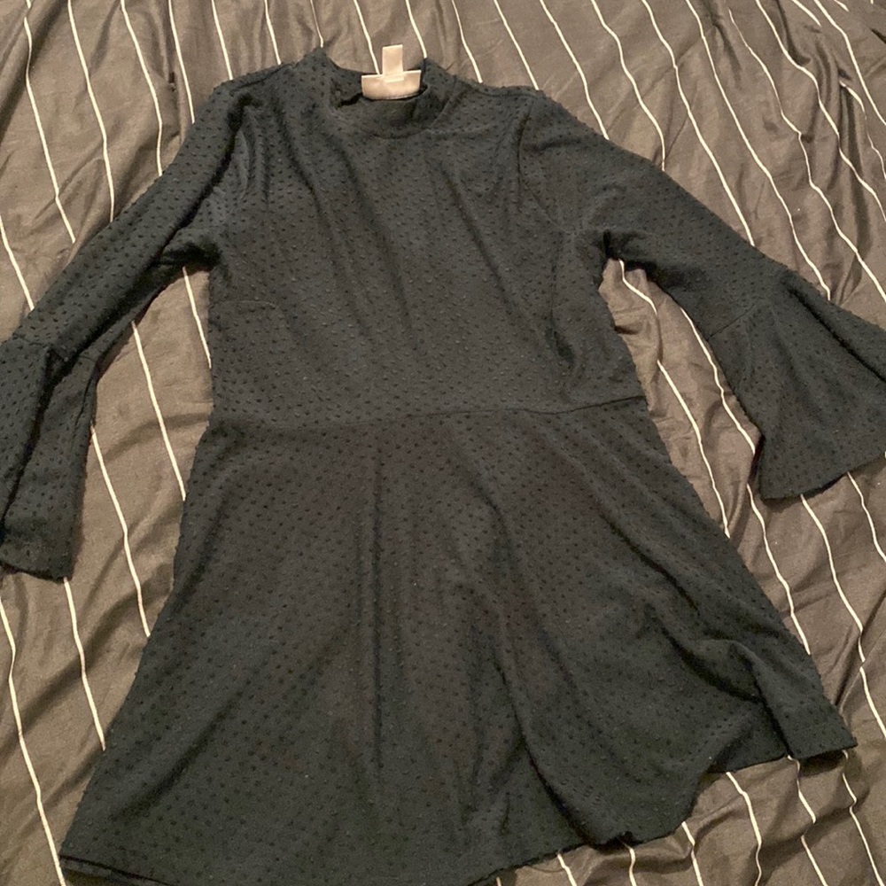 Motherhood maternity dark green long sleeve blouse